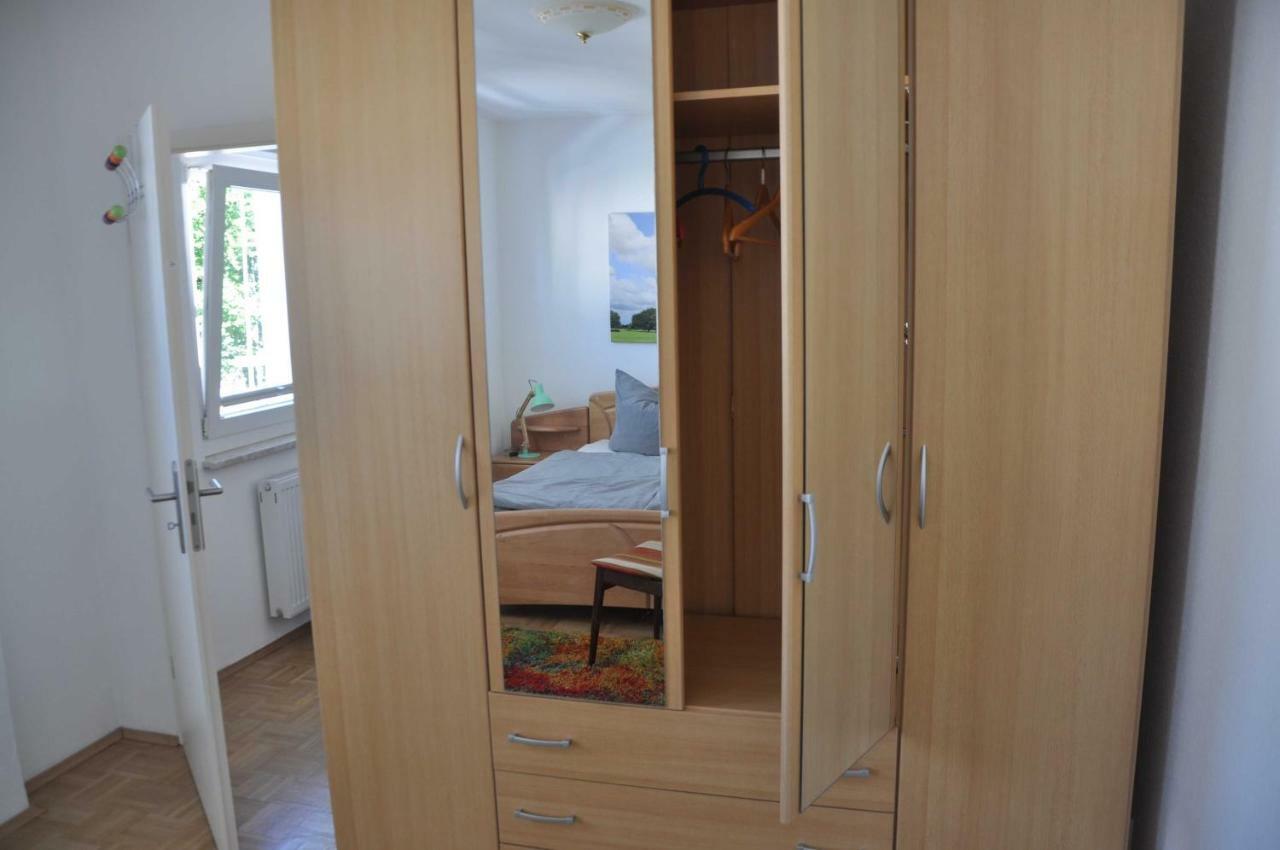 Apartment 2-zimmer-appartment In Sieglar *